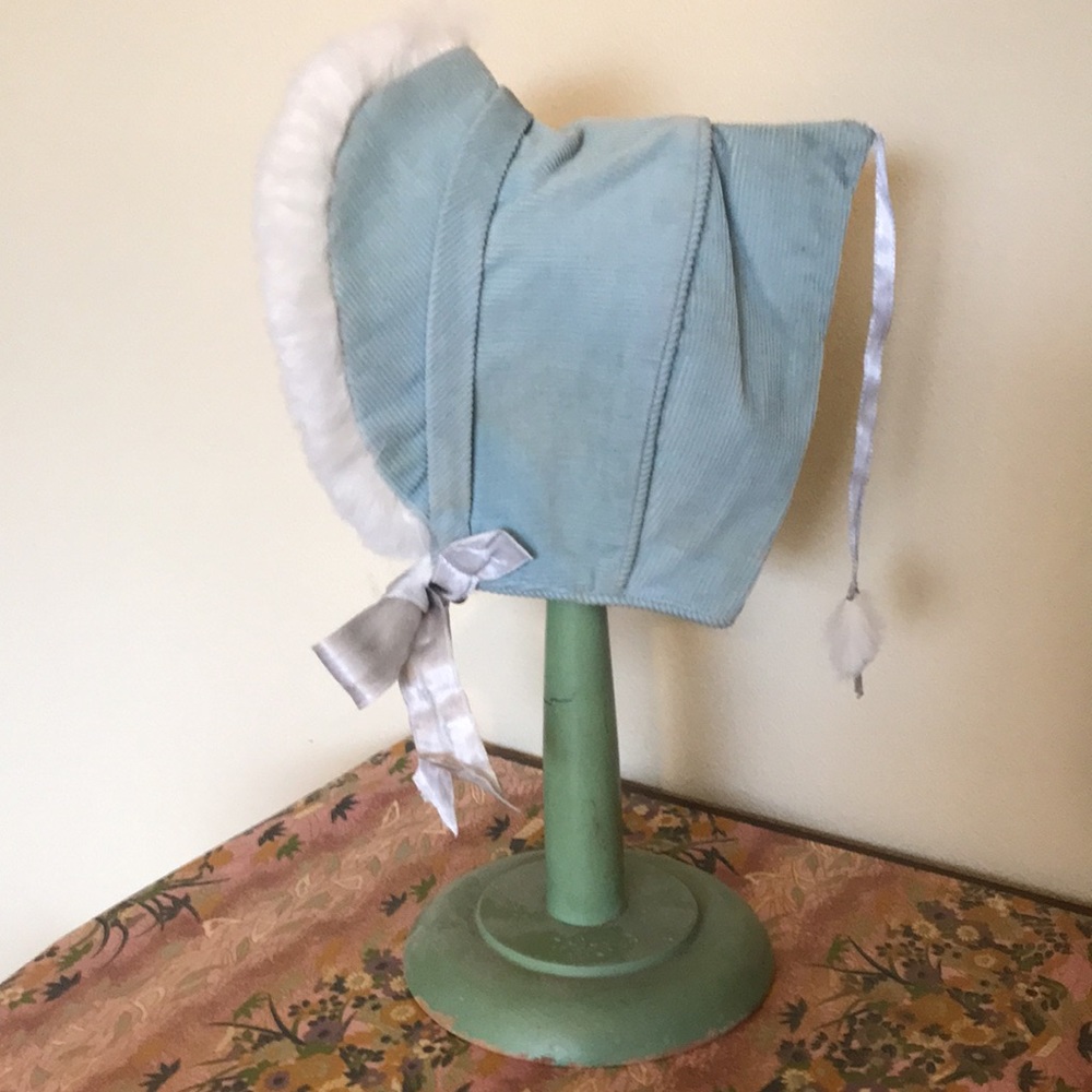 VTG Baby Bonnet with Furry Trim
